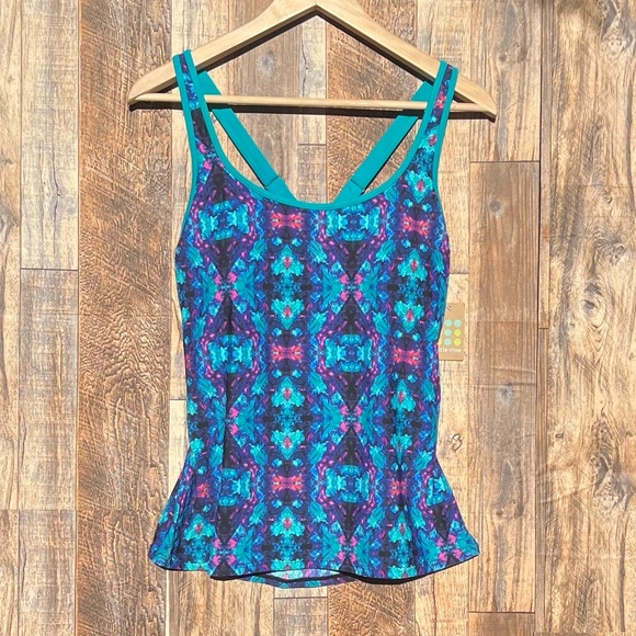 NEW Title Nine Swimsuit Swim Top Tankini Piece NWT - Picture 1 of 4